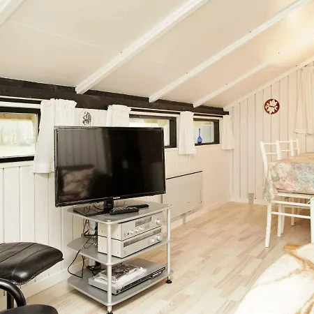 Charming Holiday In Jutland With Garden בית נופש Vestergård